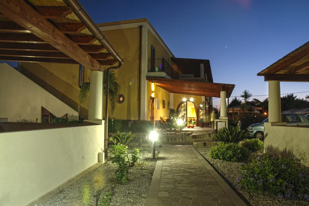 Eolian Residence Lipari  Pokoj fotografie