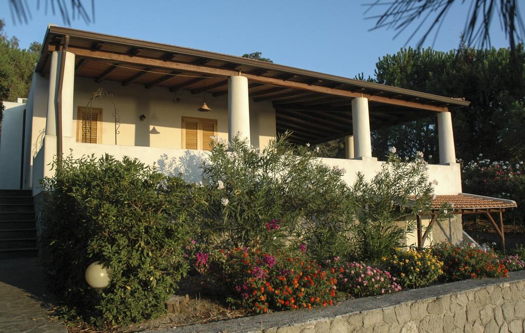 Eolian Residence Lipari  Pokoj fotografie